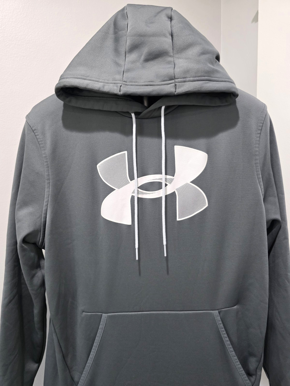 Under Armour ColdGear Hoodie Men’s Medium Gray Big Logo Pullover Loose Fit